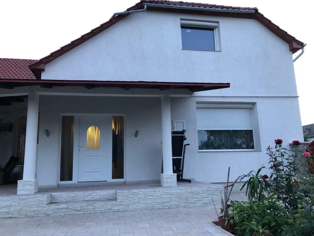 Battonya House Daire Dış mekan fotoğraf